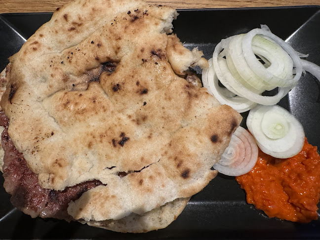 Opinii despre Okrepčevalnica Soča Ademi Avni s.p. în Nova Gorica - Gastronomija in gostinstvo