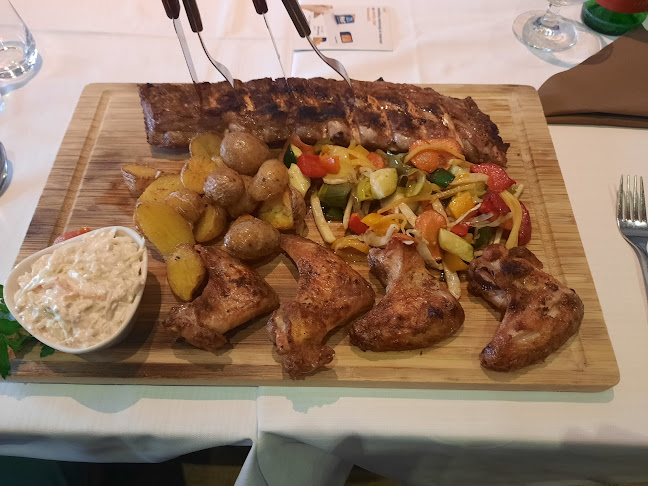 Hladnikova cesta 15, 1000 Ljubljana