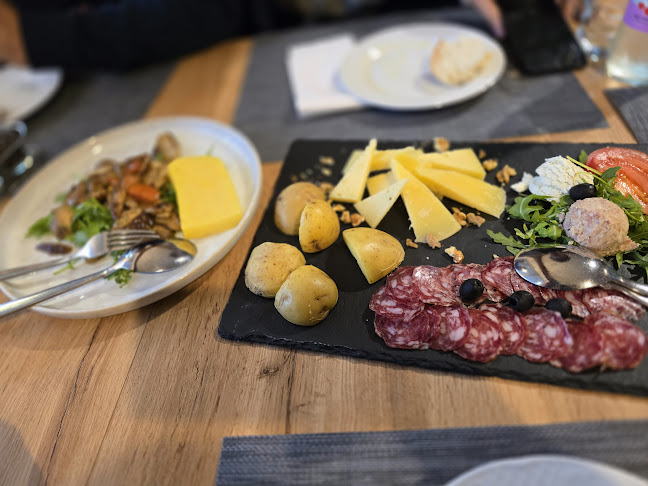 Comentarii opinii despre Gostilna pod Lipco Veselin Vujačić s.p.