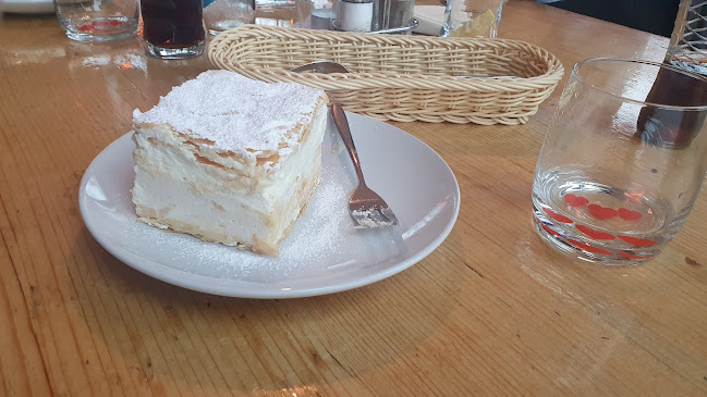 Ljubljanska cesta 4, 4260 Bled