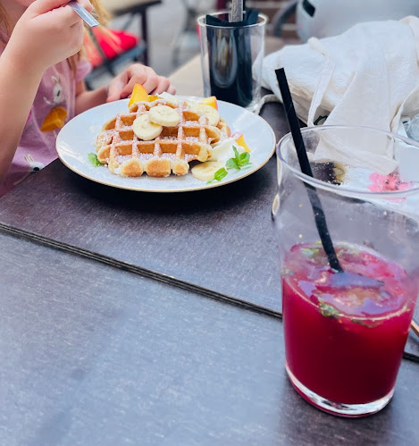 Comentarii opinii despre Zorica Bar