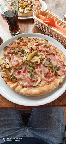 Okrepčevalnica Arkada - Gastronomija in gostinstvo