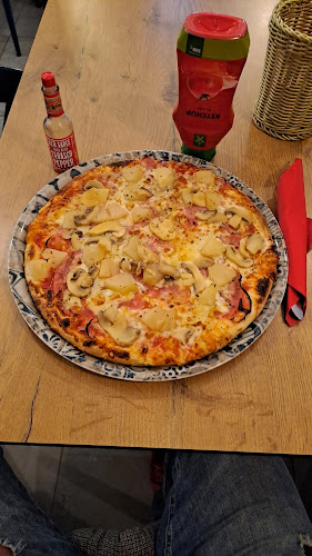 Opinii despre "Pizzeria Coccolo" Vičič-Renko Silva s.p. în Podgrad - Gastronomija in gostinstvo