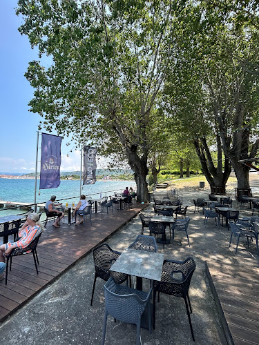 La Barracuda beach bar