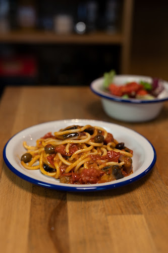 Raw Pasta - Pasta Fresca Bar