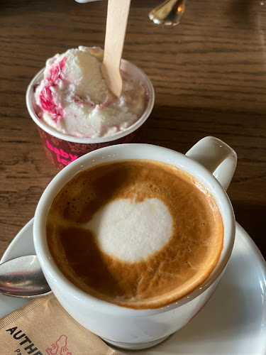 Jamska cesta 30, 6230 Postojna