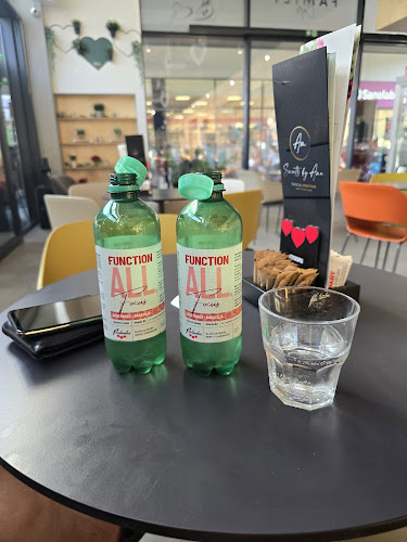 Comentarii opinii despre Family Cafe