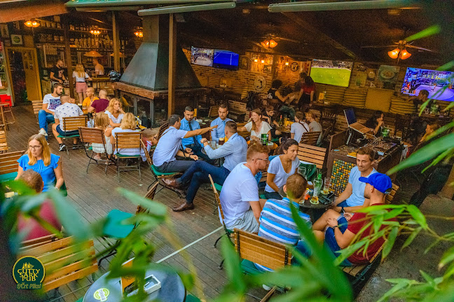 Knafljev prehod 1, 1000 Ljubljana