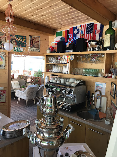 Comentarii opinii despre Kavarna Bar Sladolednica / Icecream caffe Pod Kostanjem