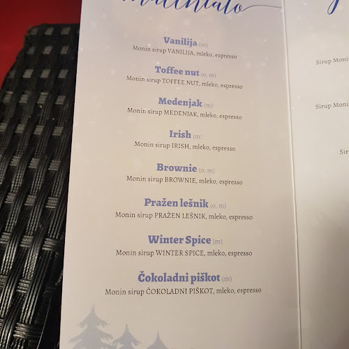 Opinii despre Movie bar în Novo mesto - Gastronomija in gostinstvo