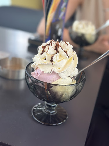 Opinii despre Slaščičarna-Kavarna Hamiti, Hamiti Iljber s.p. în Trbovlje - Gastronomija in gostinstvo