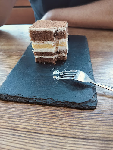 Opinii despre Bistro Ambasada în Žiri - Gastronomija in gostinstvo