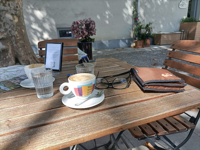 Grajski vrt ART&DECO CAFÉ