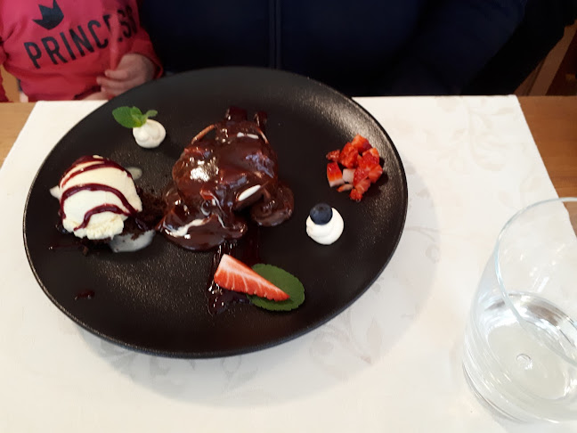 Gostilna pod starim kozolcem - Hiša Lisjak - Gastronomija in gostinstvo