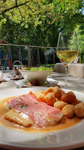 Opinii despre Restavracija Park în Ljubljana - Gastronomija in gostinstvo