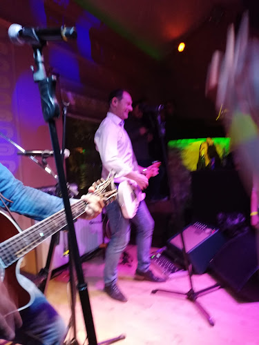 Opinii despre Caffe bar Fur-Či, gostinstvo, d.o.o. în Pragersko - Gastronomija in gostinstvo