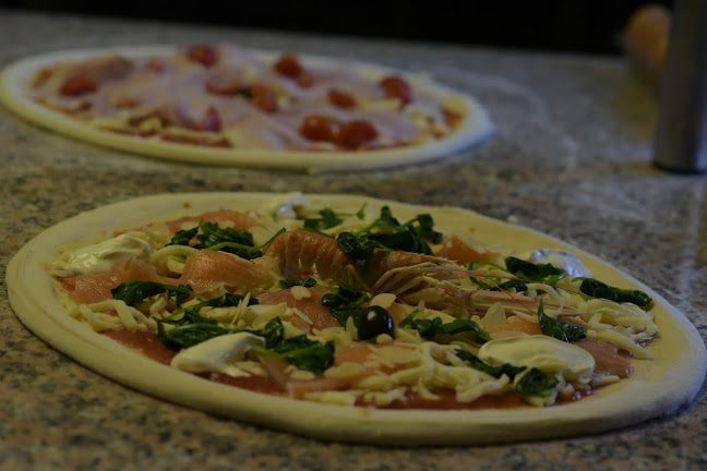 Picerija Šmonca - Gastronomija in gostinstvo