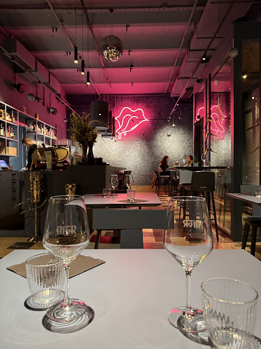 Aftr - Gastronomija in gostinstvo