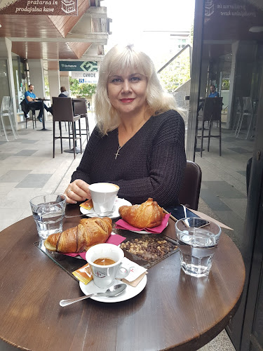 Caffe Trieste - Gastronomija in gostinstvo