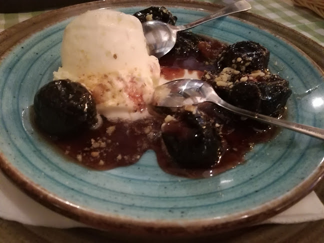 Baščaršija (Maribor Poštna) - Gastronomija in gostinstvo