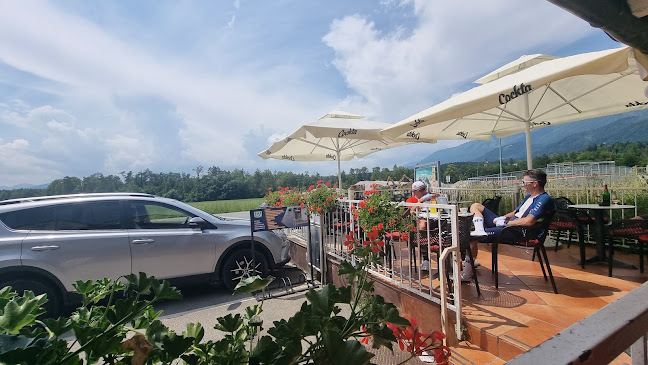 Pumpa bar - Gastronomija in gostinstvo