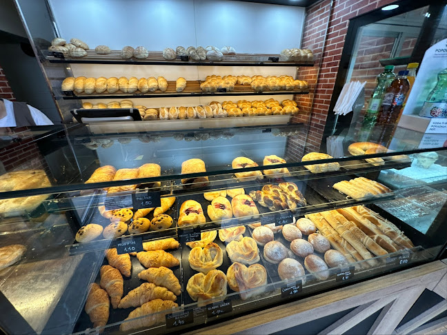 Meti-Pek pekarstvo in slaščičarstvo d.o.o., poslovna enota pekarna Kamnik 2 - Gastronomija in gostinstvo