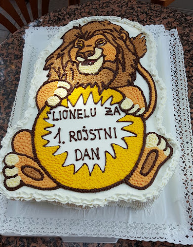 Opinii despre Kavarna Zvon, Euro Markt d.o.o. în Izola - Gastronomija in gostinstvo