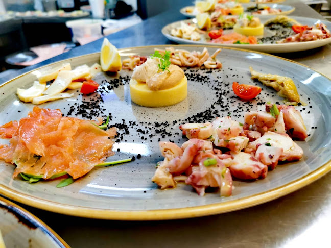 Opinii despre Villa Andor restaurant & hotel în Ankaran - Gastronomija in gostinstvo