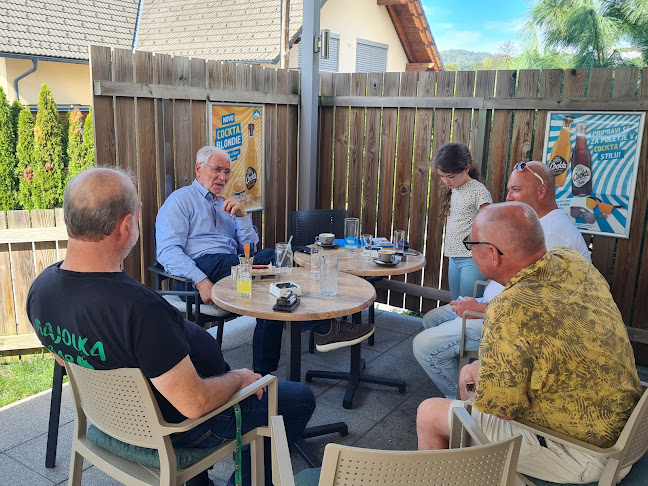 Comentarii opinii despre Kavarna Panamera