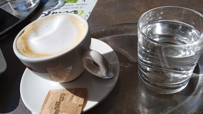 Kavarna Mozaik - Gastronomija in gostinstvo