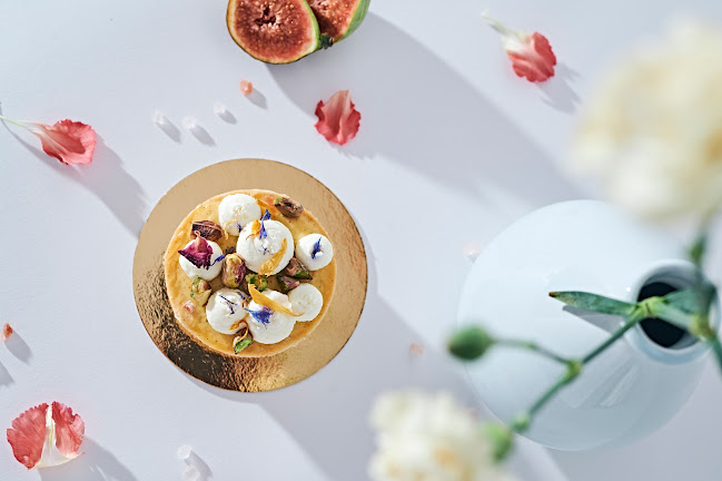 Opinii despre YAUYA Patisserie în Ljubljana - Gastronomija in gostinstvo