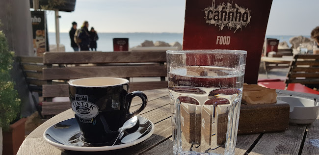 Prešernovo nabrežje 4, Prvomajski trg 3, 6330 Piran