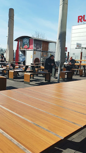 McDonald's - Gastronomija in gostinstvo