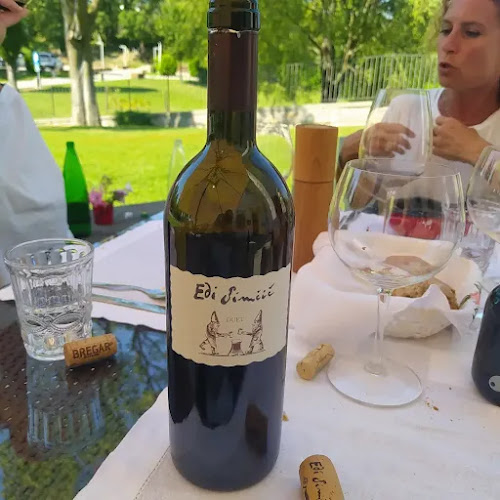 Grad Vipolže, Vipolže 29, 5212 Dobrovo v Brdih