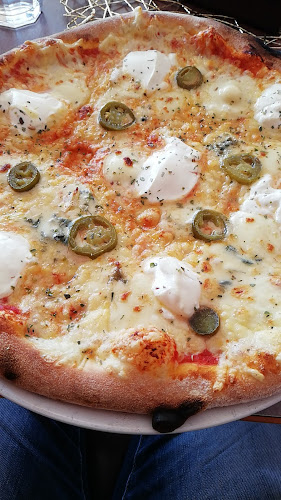 Gostilna in Picerija Moschkon - Gastronomija in gostinstvo