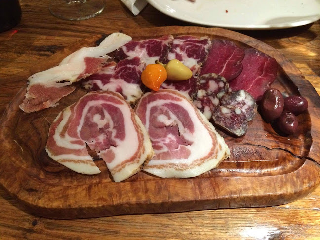 Opinii despre Compa Restaurant Okrepčevalnica Čompa în Ljubljana - Gastronomija in gostinstvo