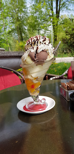 Opinii despre Okrepčevalnica bar fontana Julija Petek s.p. în Kamnik - Gastronomija in gostinstvo