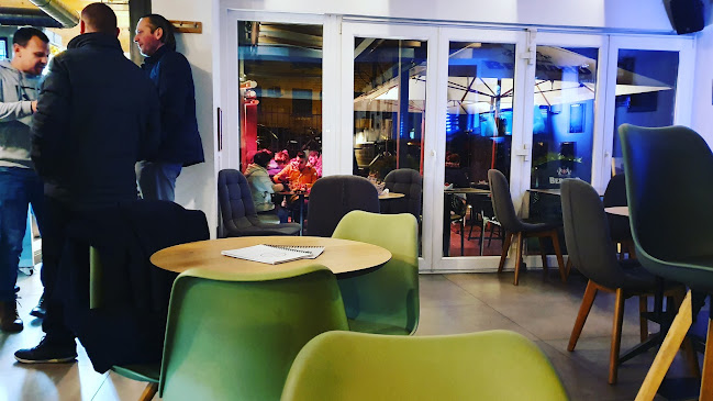 Utrip - bar bistro kavarna - Gastronomija in gostinstvo