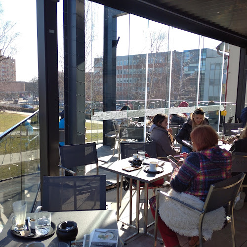 Sladoled, Kavarna in slaščičarna DAVINCI - Gastronomija in gostinstvo