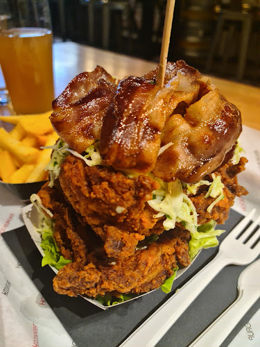 Hood Burger Celje - Gastronomija in gostinstvo