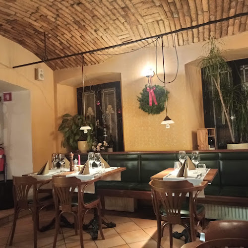 Kandijska c. 14, 8000 Novo mesto