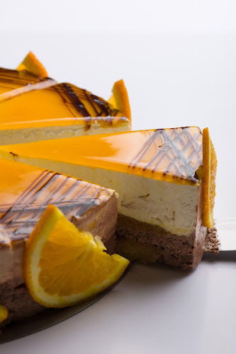 Pekarna in slaščičarna Jurček - Gastronomija in gostinstvo