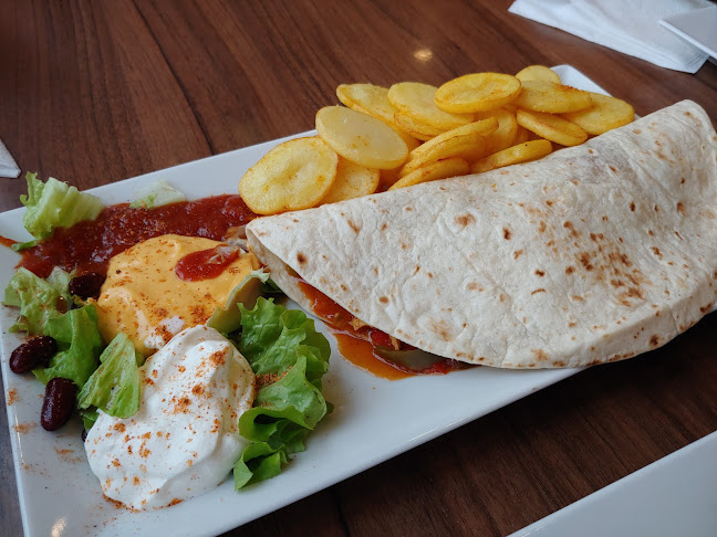 Maxim Sevnica trgovina in gostinstvo D.O.O.; PE pizzerija Maxim - Trebnje