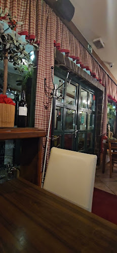 Pizzerija Pomodoro - Gastronomija in gostinstvo