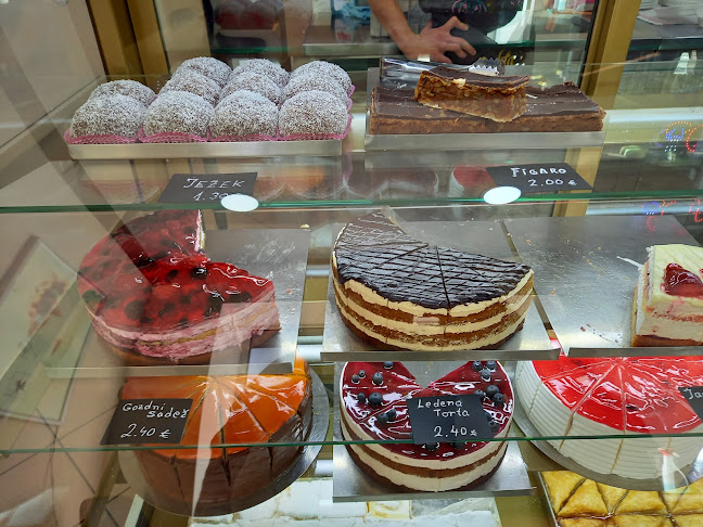 Opinii despre Slaščičarna POLJE ️ în Ljubljana - Polje - Gastronomija in gostinstvo