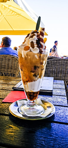 Kava bar - Sladoledi "Punta" Sinani Sinan s.p. - Gastronomija in gostinstvo