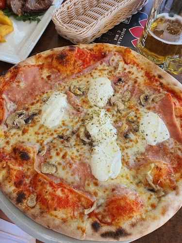 Hraška cesta 20, 4248 Lesce