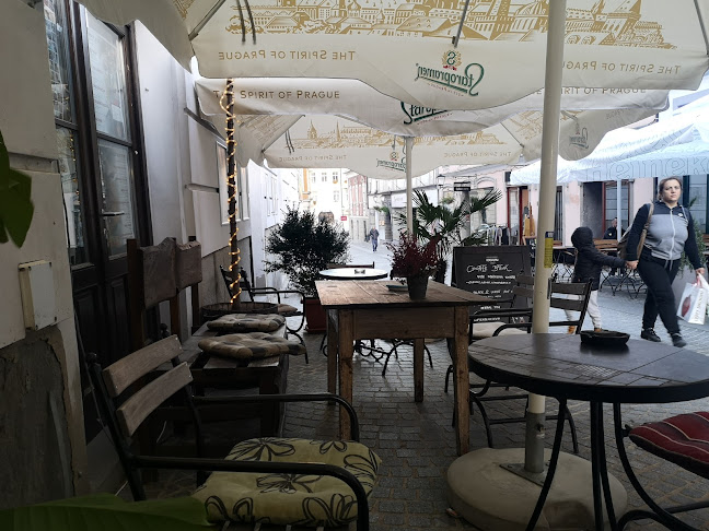 The Legend Pub - Gastronomija in gostinstvo