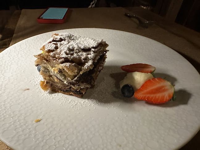 Opinii despre Old Cellar Bled în Bled - Gastronomija in gostinstvo