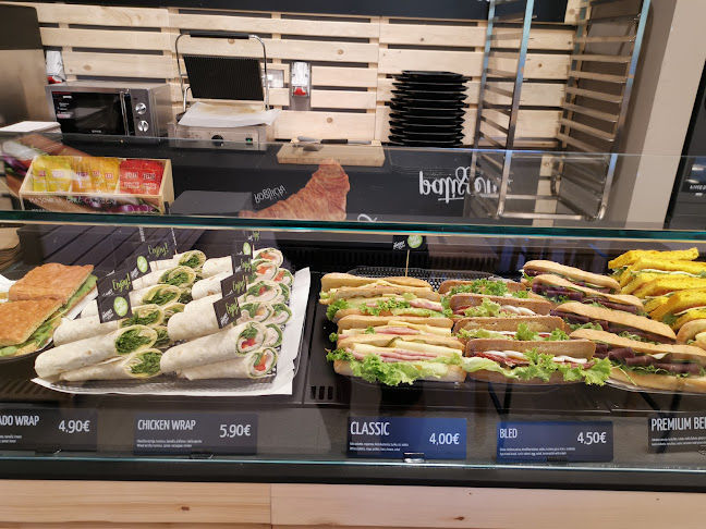Market by the Lake - Bled
